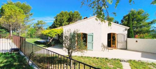Venelles Apartment | La Ribasse en Provence