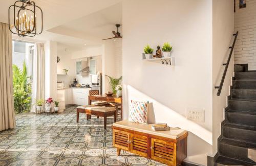 Vagator Villa | La Risa, 2 BHK Villas near Vagator Beach, Private Pool with Kitchen, Balcony, Security