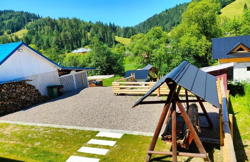 Fundu Moldovei House | La Roata Timpului