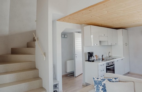 Vergne House | La Rosa Gialla
