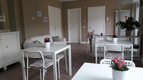 Meina Bed & Breakfast | La Rosa Tra I Laghi B&B