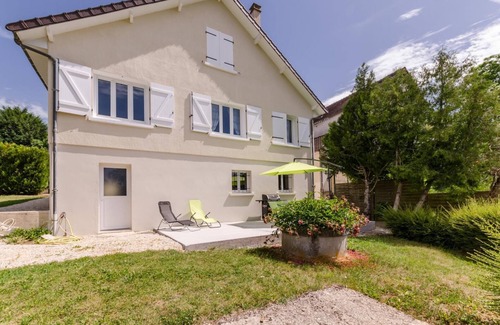 Landreville House | La Rose D'henri - Landreville