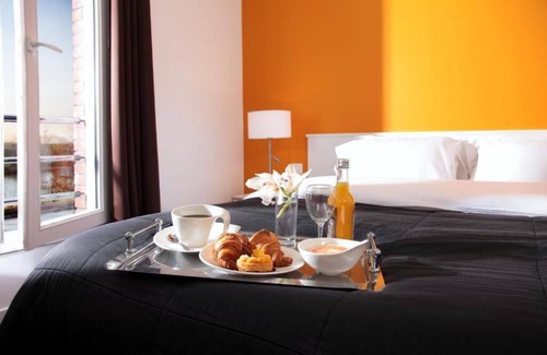 Rolleboise Hotel | La Ruche