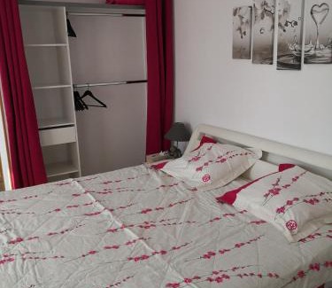 Saint-Etienne-de-Chomeil House | La Ruche Cantalienne