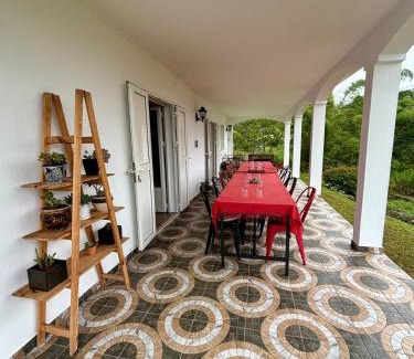 Bourg-Murat Villa | La Salazienne