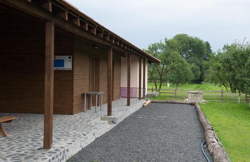 Totesti House | La Saliste