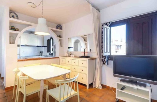 Agua Amarga House | La Sardineta, Lujo Discreto en Aguamarga con Piscina y muy Cerca de la Playa