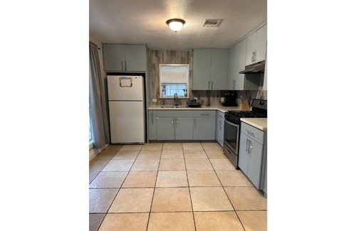 Northeast Houston House | La Silver Casita #1
