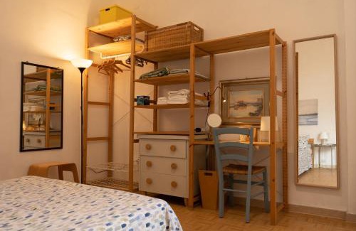 Licola House | La stanza di Sofia