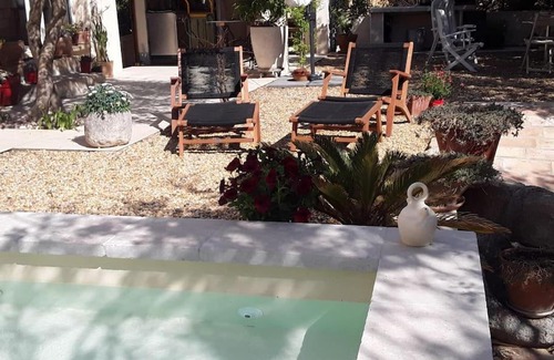 Aujargues Bed & Breakfast | La suite de Garlone