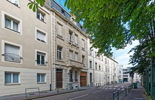 Nancy City Centre Apartment | La Suite Joli Coeur - Appt type "Ecole de Nancy"