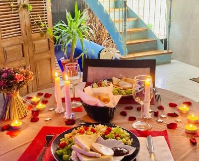 Rodez Bed & Breakfast | La Suite Secrète