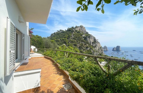 Marina Piccola Apartment | La Surprise House