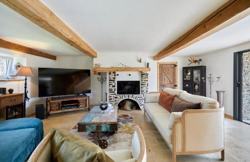 Surville House | La surville