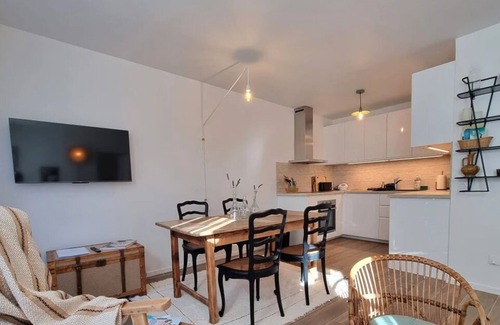 Honfleur Apartment | La Symphonie | Elevator | Honfleur City Center | 2 Guests
