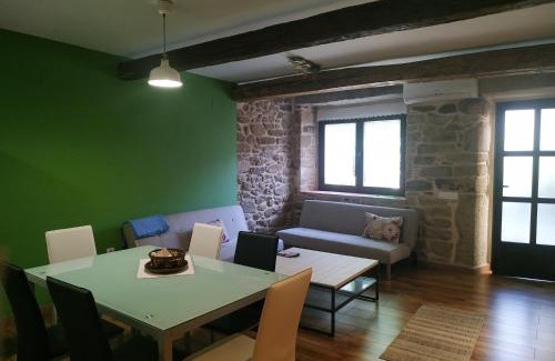 Aldeadavila de la Ribera Apartment | La Teodora