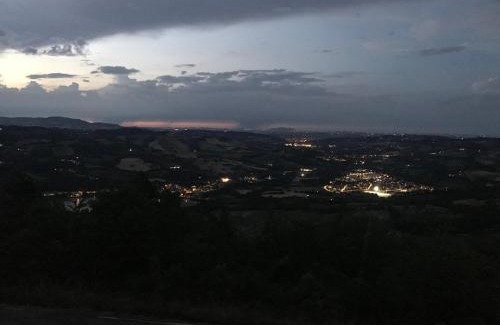 Caldarola House | La Terrazza dei Monti Azzurri