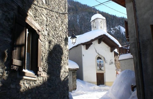 La Thuile House | LA THUILE typical mountain house-70m2 - 2/4 pers. Two bathrooms. Recently refitted