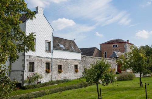 Heron House | La tour de la Chapelle