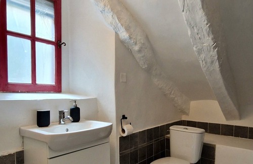 Anduze Bed & Breakfast | La tour de Pezene