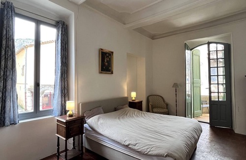 Anduze Bed & Breakfast | La tour de Pezene