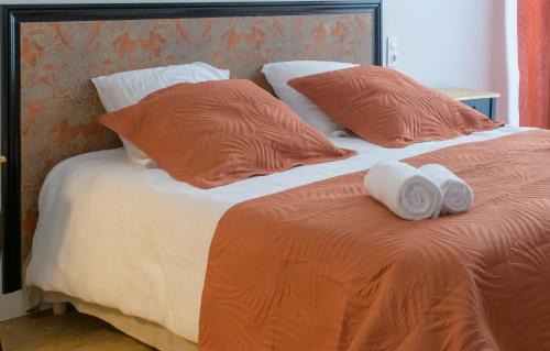 Rochemaure Bed & Breakfast | La Tour Des Remparts
