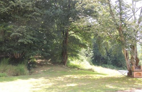 Brignac-la-Plaine Apartment | La Tour du Chambon
