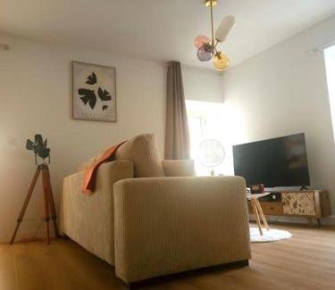 Vertrieu Apartment | "La Tour", Logement cosy, au calme
