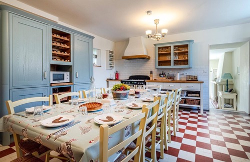 Mirandol-Bourgnounac Villa | La Tourette - Six Bedroom Villa, Sleeps 14