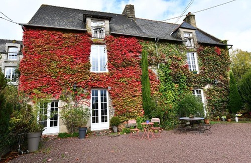 Taden House | La Vallée du Launay