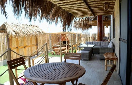 Lobitos House | La Vidita 890 - Piscinas, Lobitos