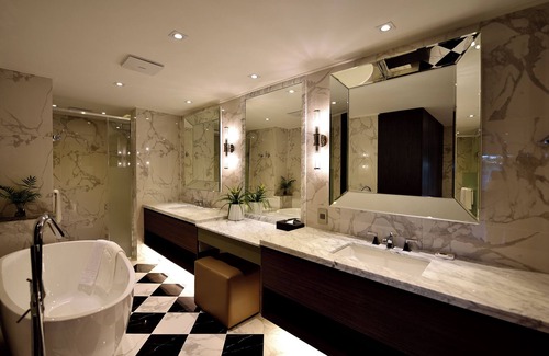 Suwon Hotel | La Vie Dor Hotel and Resort, Trademark Collection by Wyndham