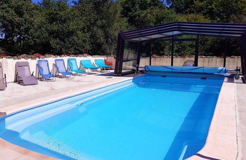 Corseul House | La Vielle Ferme - Gîte 6 Personne Avec Piscine
