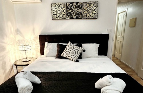 Cannonvale Resort | La Villa Beach Rd Pets under 10kg 3 nts min call before booking O466573617