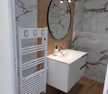 Rodez Apartment | La Villa Bompard 48M2 Cœur de ville avec terrasse