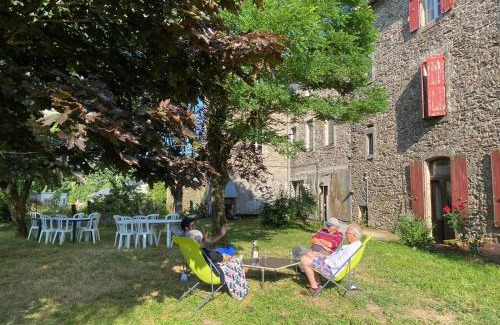 Salles-Curan House | La Villa Bouloc, gite pour la famille