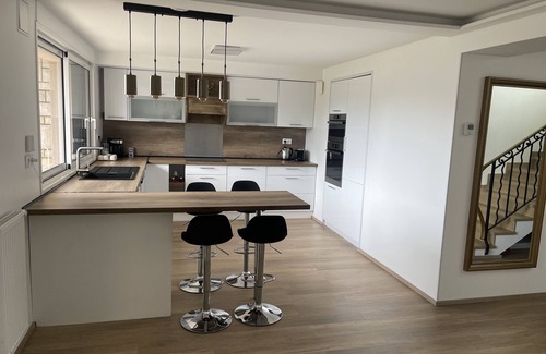 Lompnes Villa | LA Villa DE Hauteville