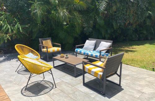 Etang Sale Les Bains Villa | La villa de Claude, charmante villa créole Etang Salé les Bains