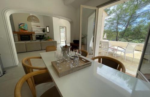 Les Maillans Villa | La villa des Carriers- maison avec piscine proche mer