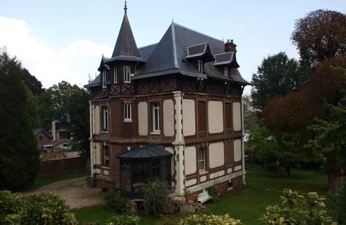 Canteleu House | LA VILLA DES ROCHES