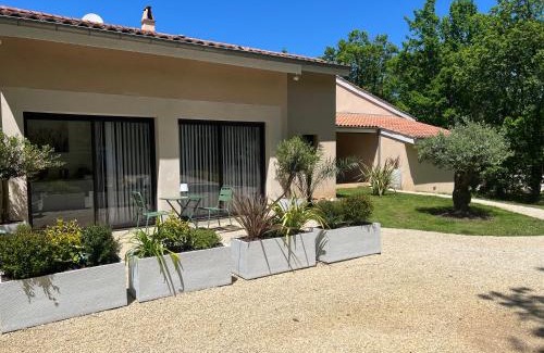 Montauban House | LA VILLA DIANE, Maison d'hôtes, Bed and Breakfast