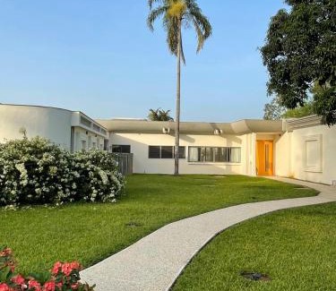 Cocody Bed & Breakfast | La Villa JFL