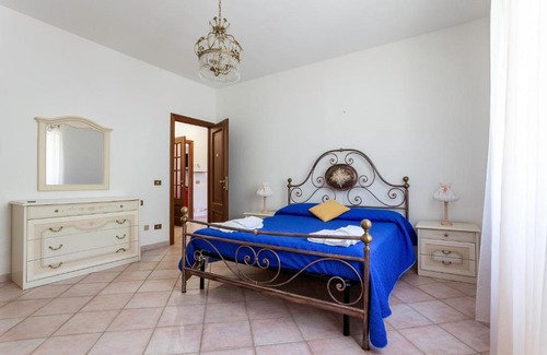 Configni Bed & Breakfast | La Villa - Luxury Home