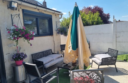 Bucquoy Villa | LA VILLA MARCELLE, pets welcome, 45 MN from Paris Nord by TGV,
