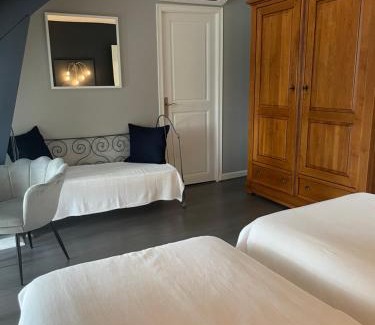 Les Bordes-Aumont Bed & Breakfast | La Villa Séquoia
