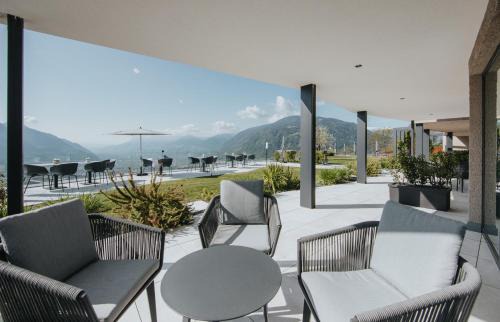Tirolo Bed & Breakfast | La Vista Panoramic Hideaway - Adults only