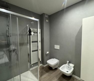 Sarnico Apartment | La Vita LakeView - Garden & Pool