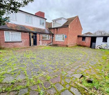 George Green House | Laburnum Guest House