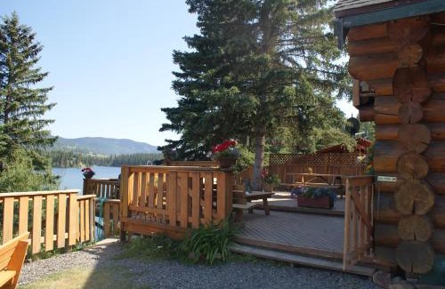 Bridge Lake Cabin | Lac Des Roches Resort