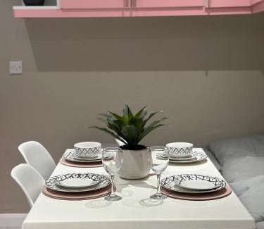 Nottingham City Centre Apartment | Lace Market, Arena, Nottingham City Centre House - Free parking